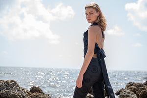HALTER TOP BLACK