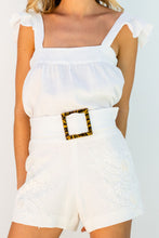 Load image into Gallery viewer, REDENDOR SHORTS OFF WHITE